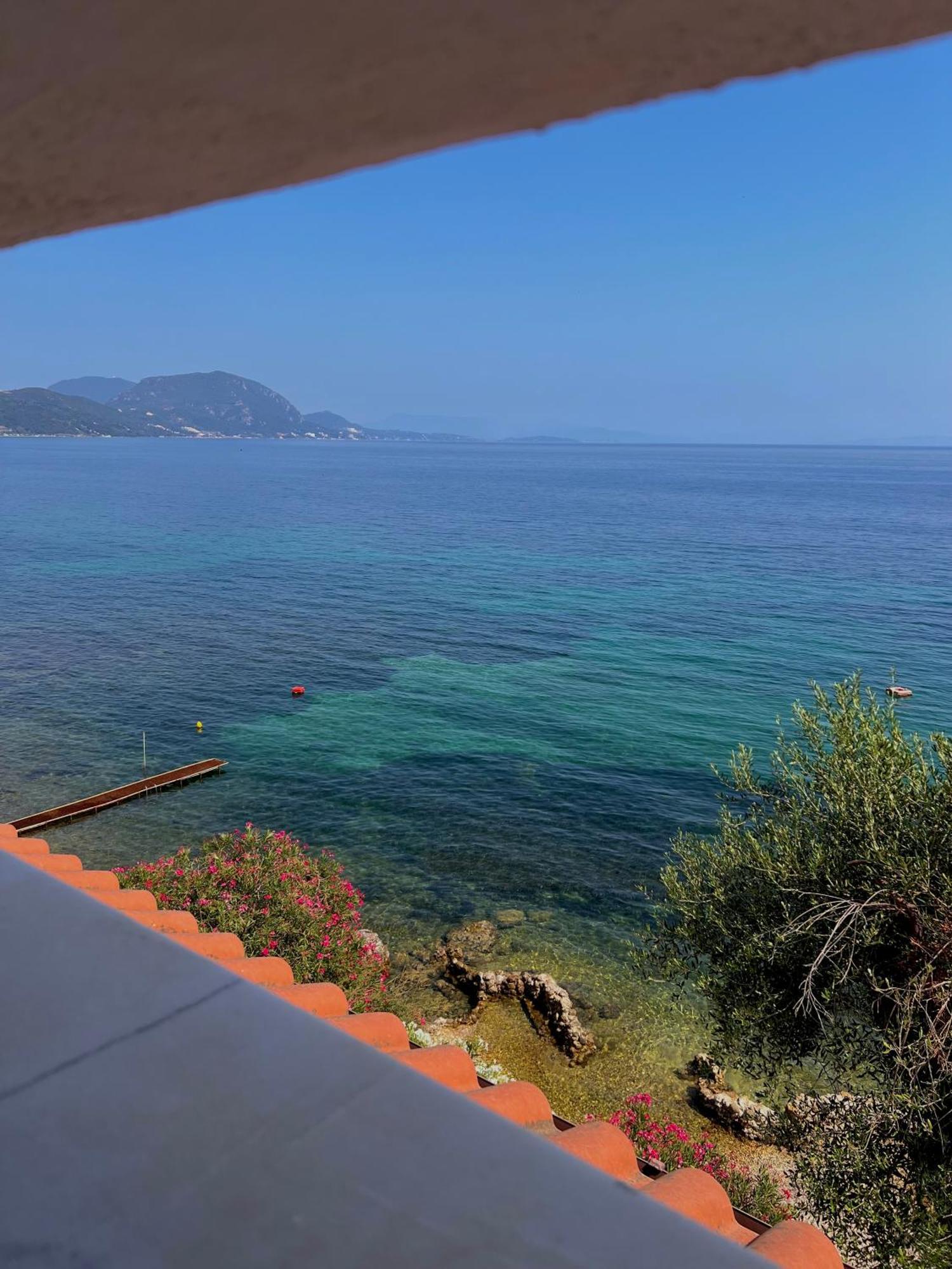 Kohyli Beachfront House Agia Pelagia Chlomou Экстерьер фото