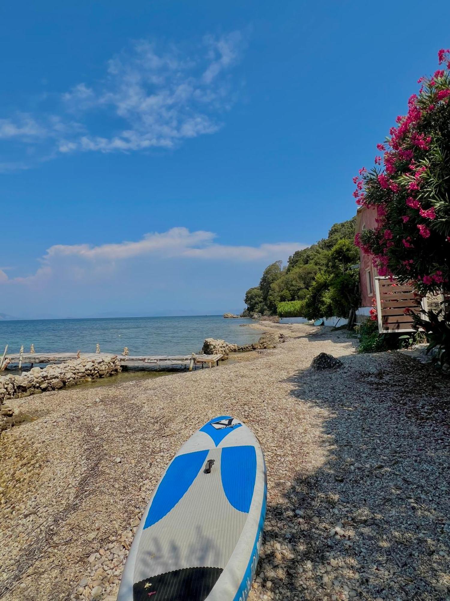 Kohyli Beachfront House Agia Pelagia Chlomou Экстерьер фото