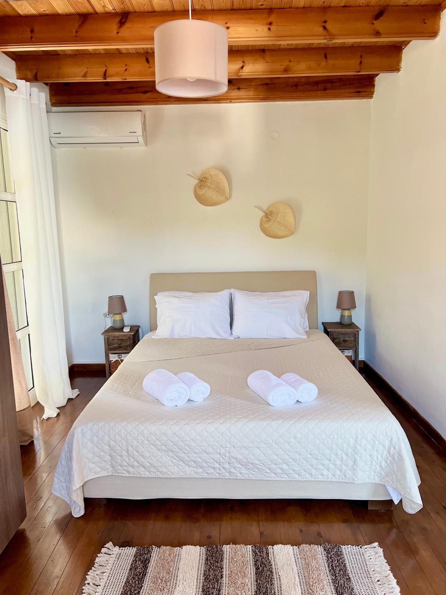 Kohyli Beachfront House Agia Pelagia Chlomou Экстерьер фото