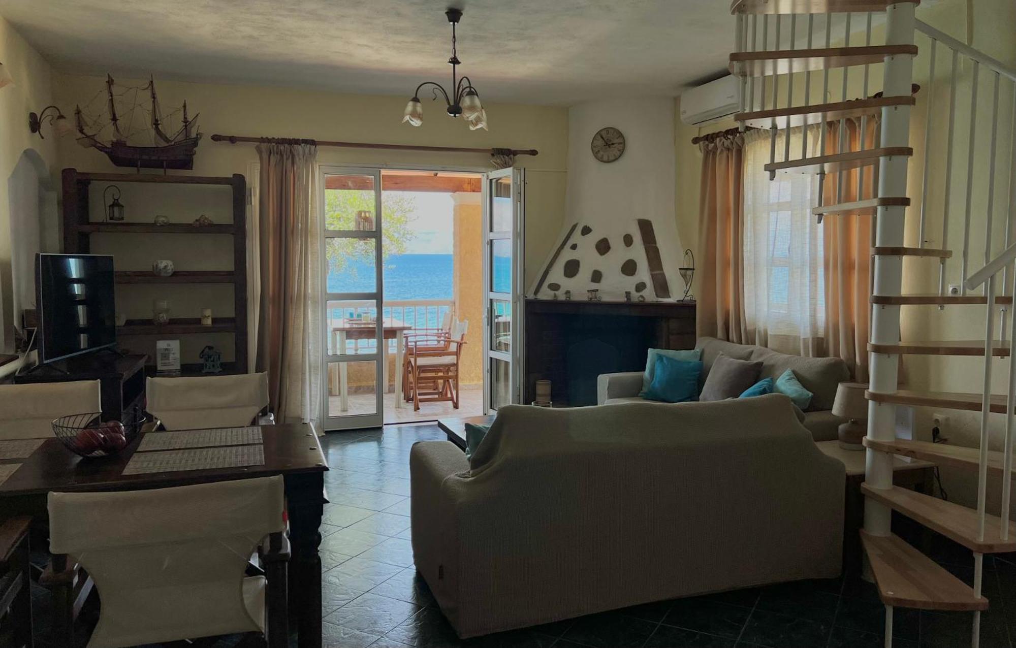 Kohyli Beachfront House Agia Pelagia Chlomou Экстерьер фото