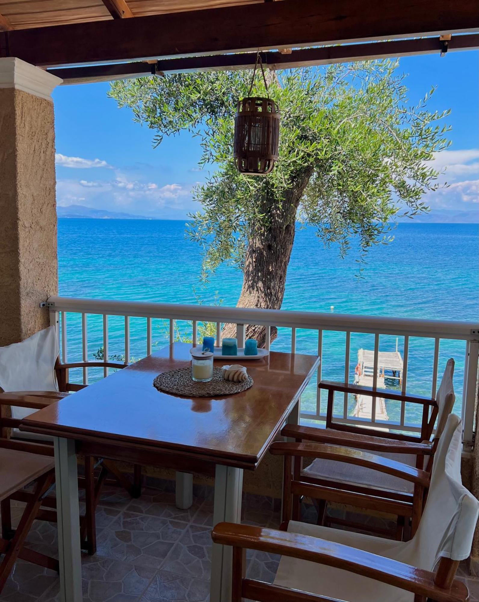 Kohyli Beachfront House Agia Pelagia Chlomou Экстерьер фото