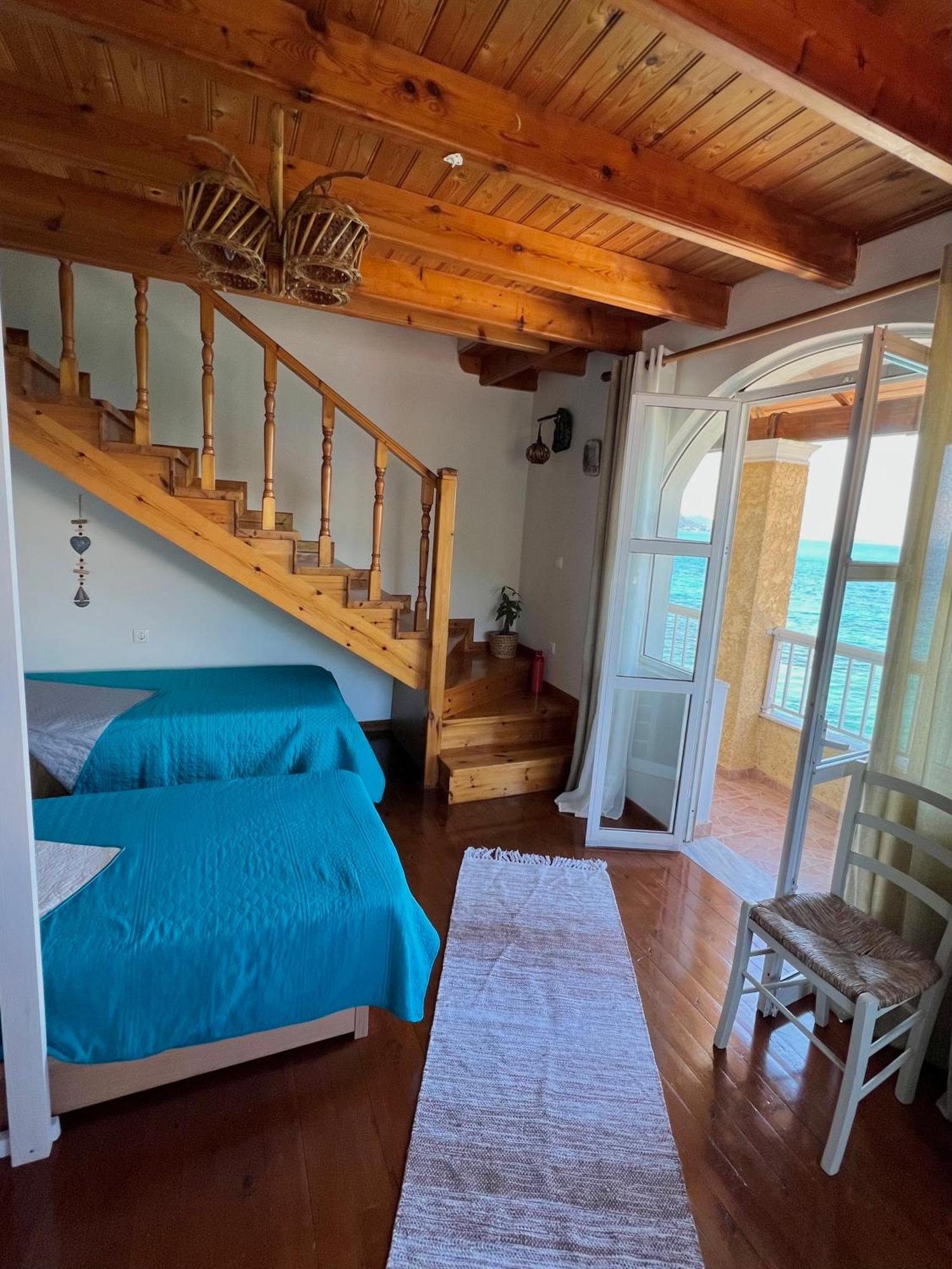 Kohyli Beachfront House Agia Pelagia Chlomou Экстерьер фото
